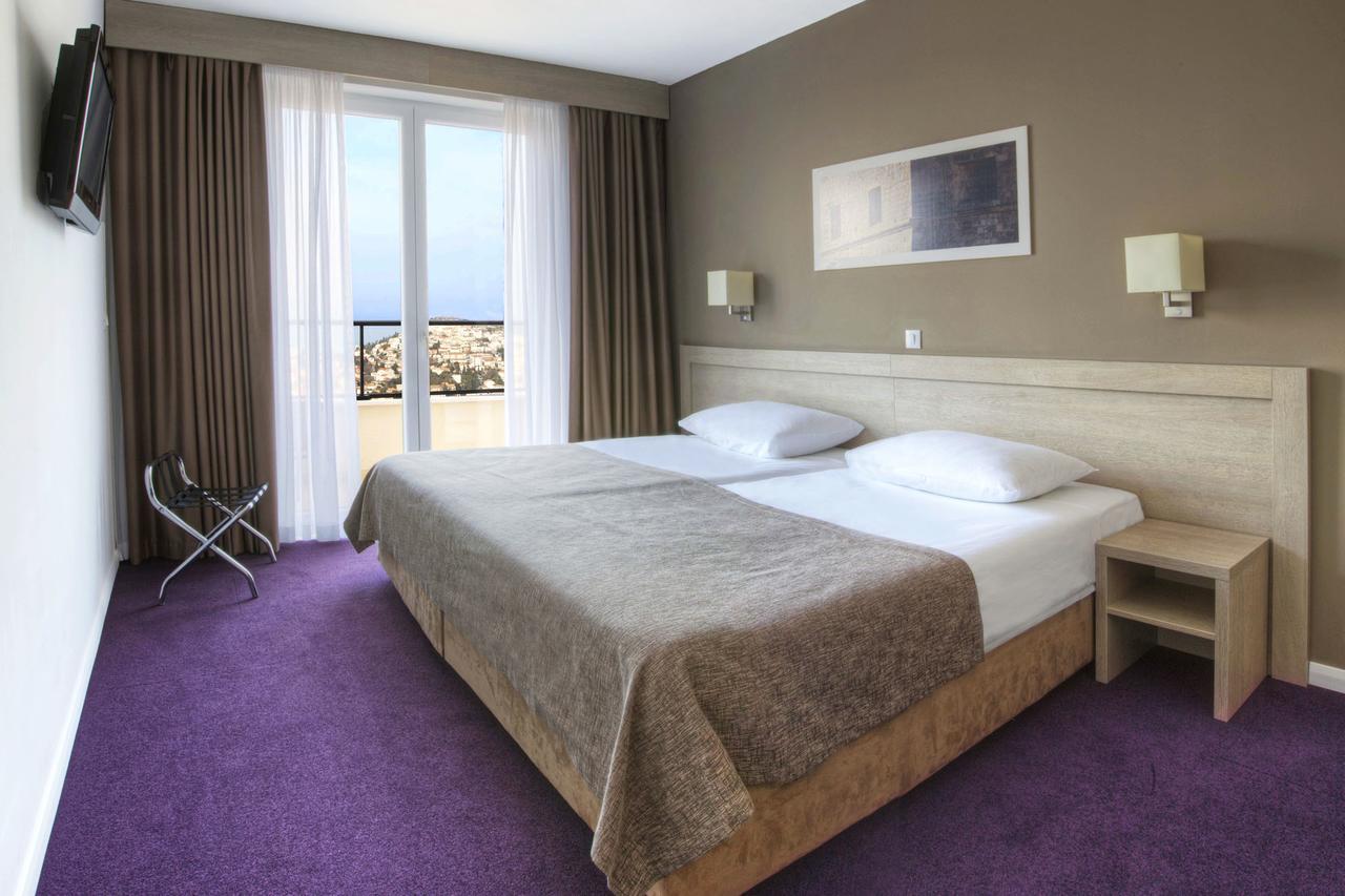 Hotel Adria Dubrovnik Bagian luar foto