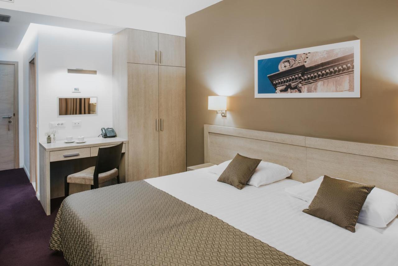 Hotel Adria Dubrovnik Bagian luar foto