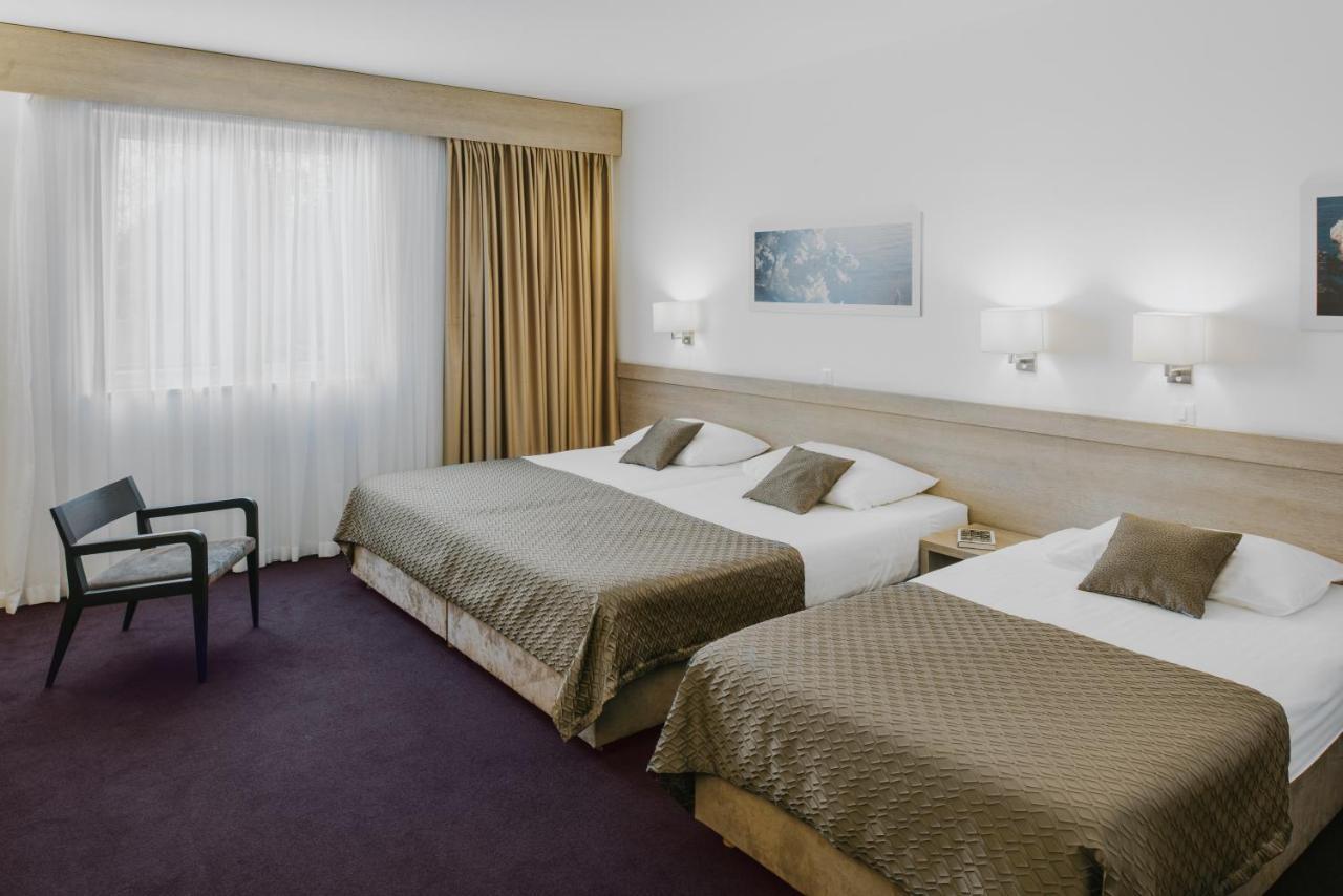 Hotel Adria Dubrovnik Bagian luar foto
